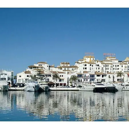 La Maestranza, Puerto Banus Apartment