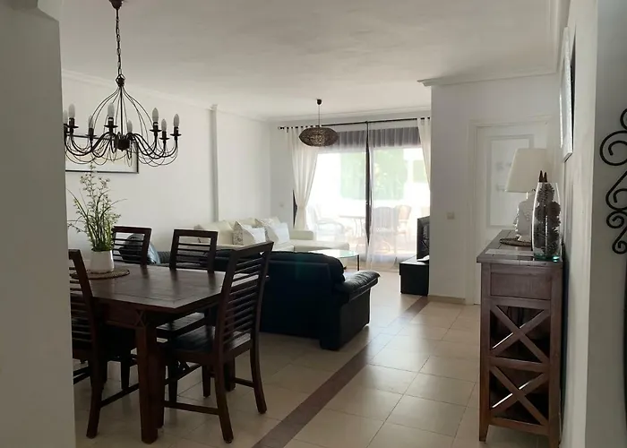 アパート La Maestranza, Puerto Banus *